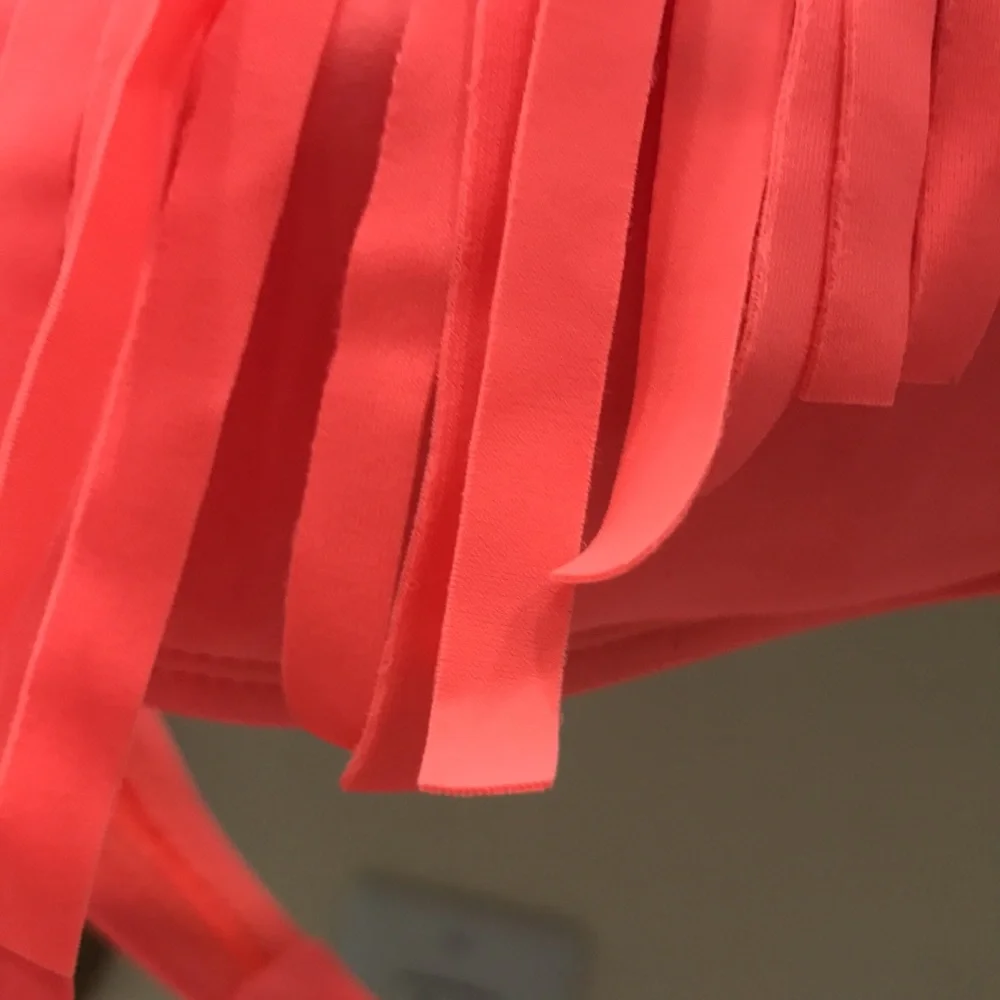 BIKINI top M FOR TWEENS OR SMALL ADULT. Very bright coral color. Tie n back/neck - Picture 3 of 6